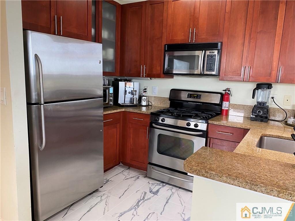 1 Spring Street, Unit 602 New Brunswick, NJ 08901 - Photo 8 of 29 Gallery Image 8