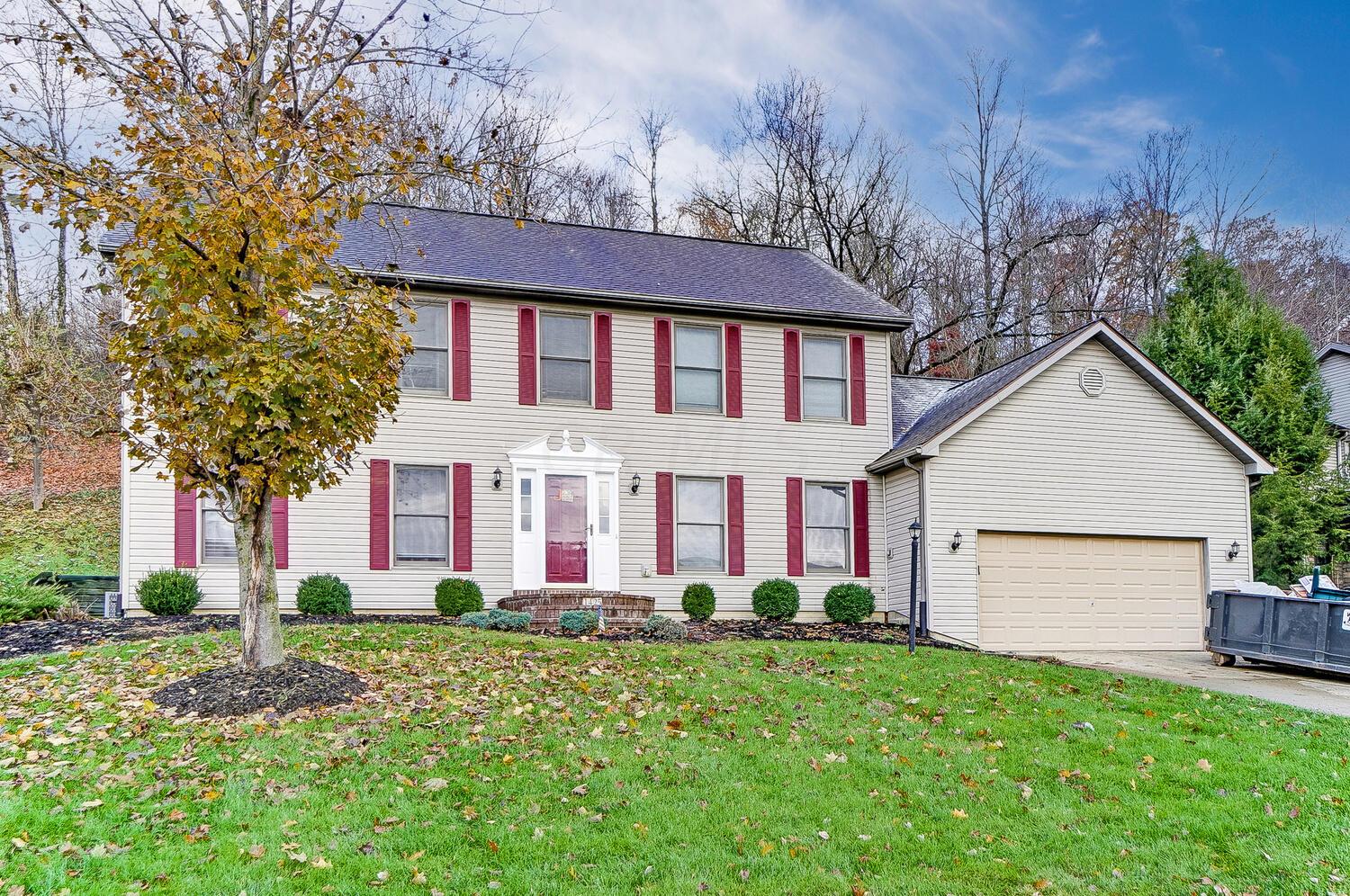 1425 Deer Run Road Newark, OH 43055 - Photo 1 of 31 Front