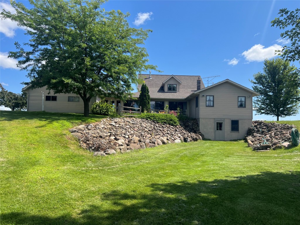23685 County Road H Shell Lake, WI 54871 - Photo 9 of 38