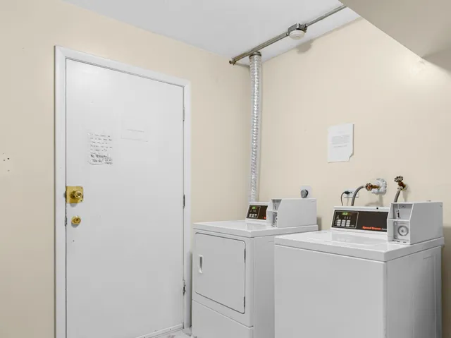 $84,999 | 18340 Glen Oak Avenue, Unit 1D, Lansing, IL 60438