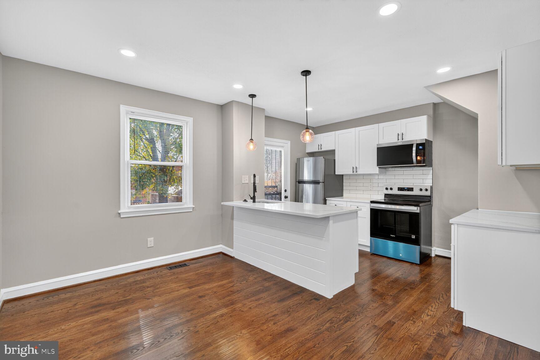 1109 Congress Street Southeast Washington, DC 20032 - Photo 8 of 24