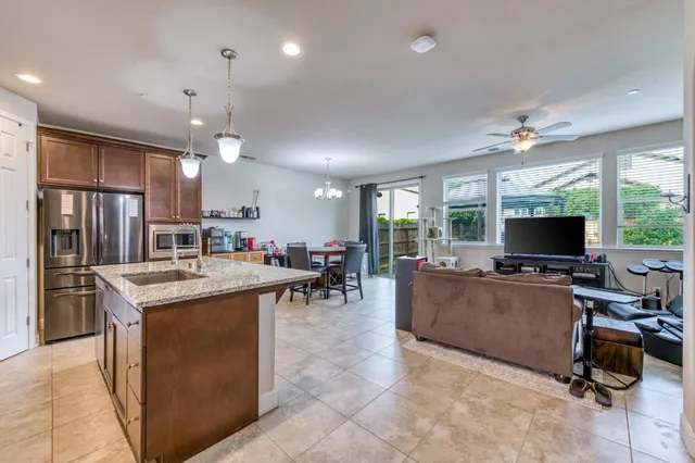 $470,000 | 6180 East Providence Avenue, Fresno, CA 93727