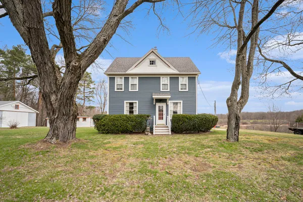 $449,900 | 5233 124th Avenue, Fennville, MI 49408