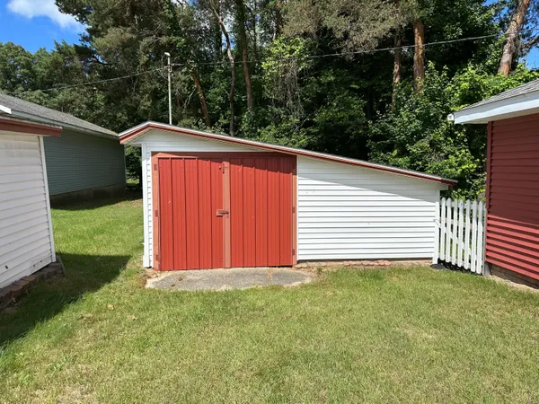 $449,900 | 5233 124th Avenue, Fennville, MI 49408