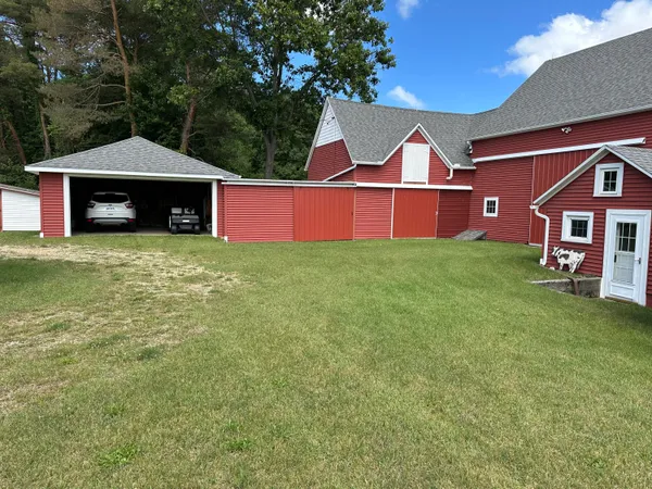 $449,900 | 5233 124th Avenue, Fennville, MI 49408
