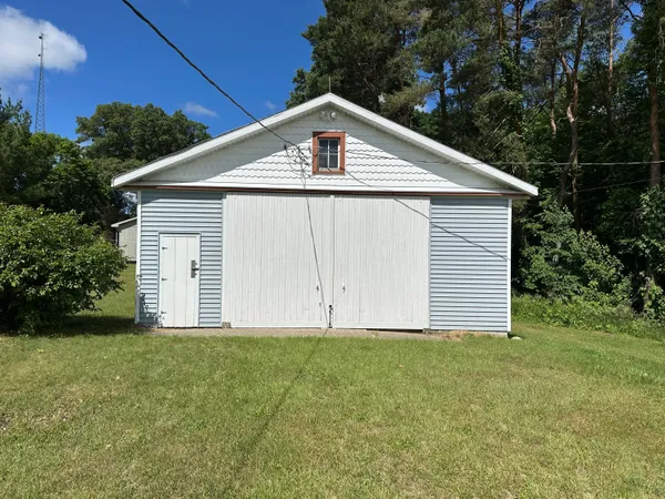 $449,900 | 5233 124th Avenue, Fennville, MI 49408
