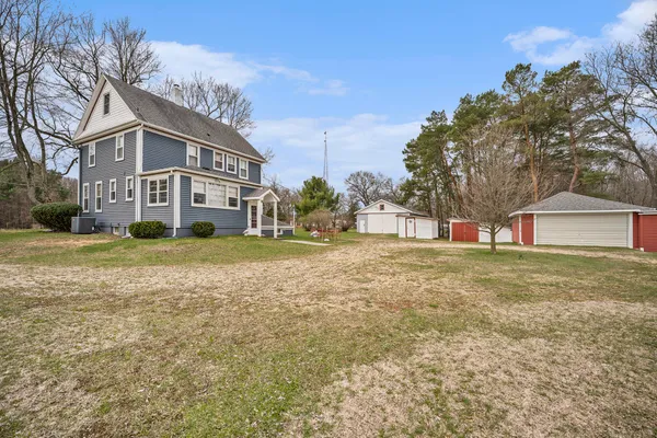 $449,900 | 5233 124th Avenue, Fennville, MI 49408