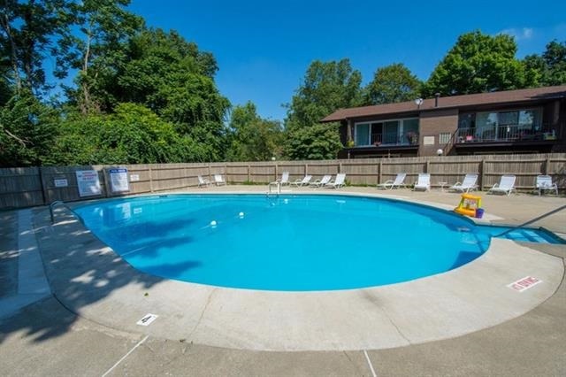 2500 Topsfield Road, Unit 303 South Bend, IN 46614 - Photo 5 of 17 Gallery Image 5