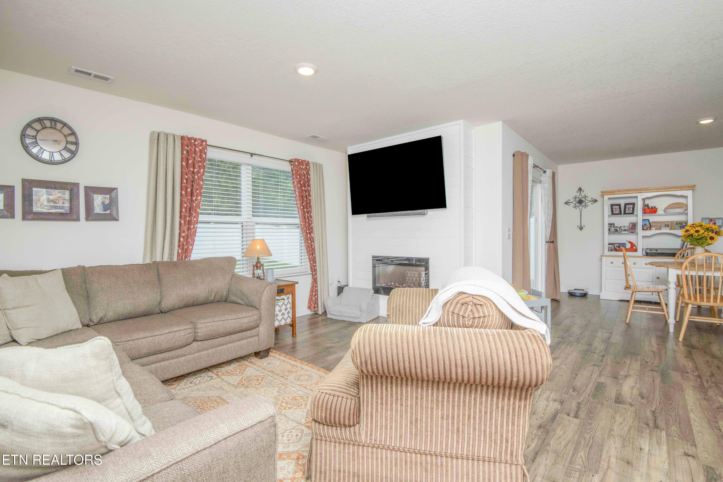 7538 Game Bird Street Corryton, TN 37721 - Photo 7 of 26 living 3_1edit