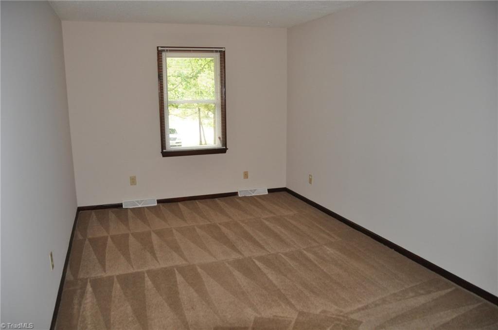 4011 Ebert Road Winston-Salem, NC 27127 - Photo 10 of 21 Gallery Image 10