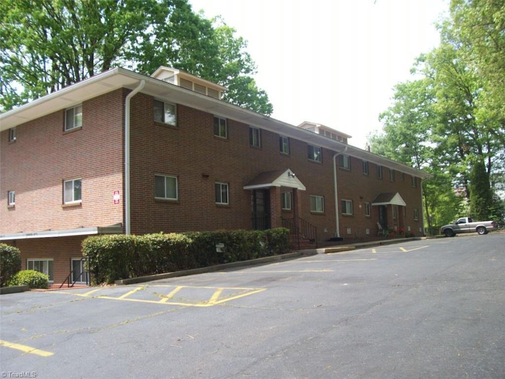 2425 Queen Street Winston-Salem, NC 27103 - Photo 1 of 1
