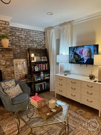 $1,500 | 203 East York Street, Unit 6, Savannah, GA 31401