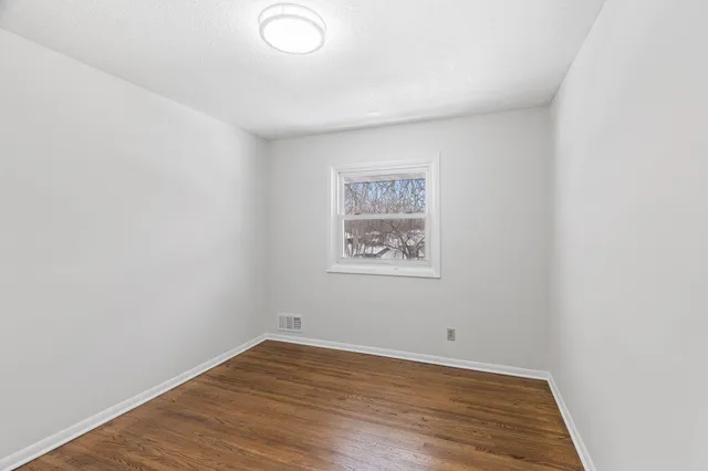 $294,900 | 2644 Alabama Avenue South, St. Louis Park, MN 55416