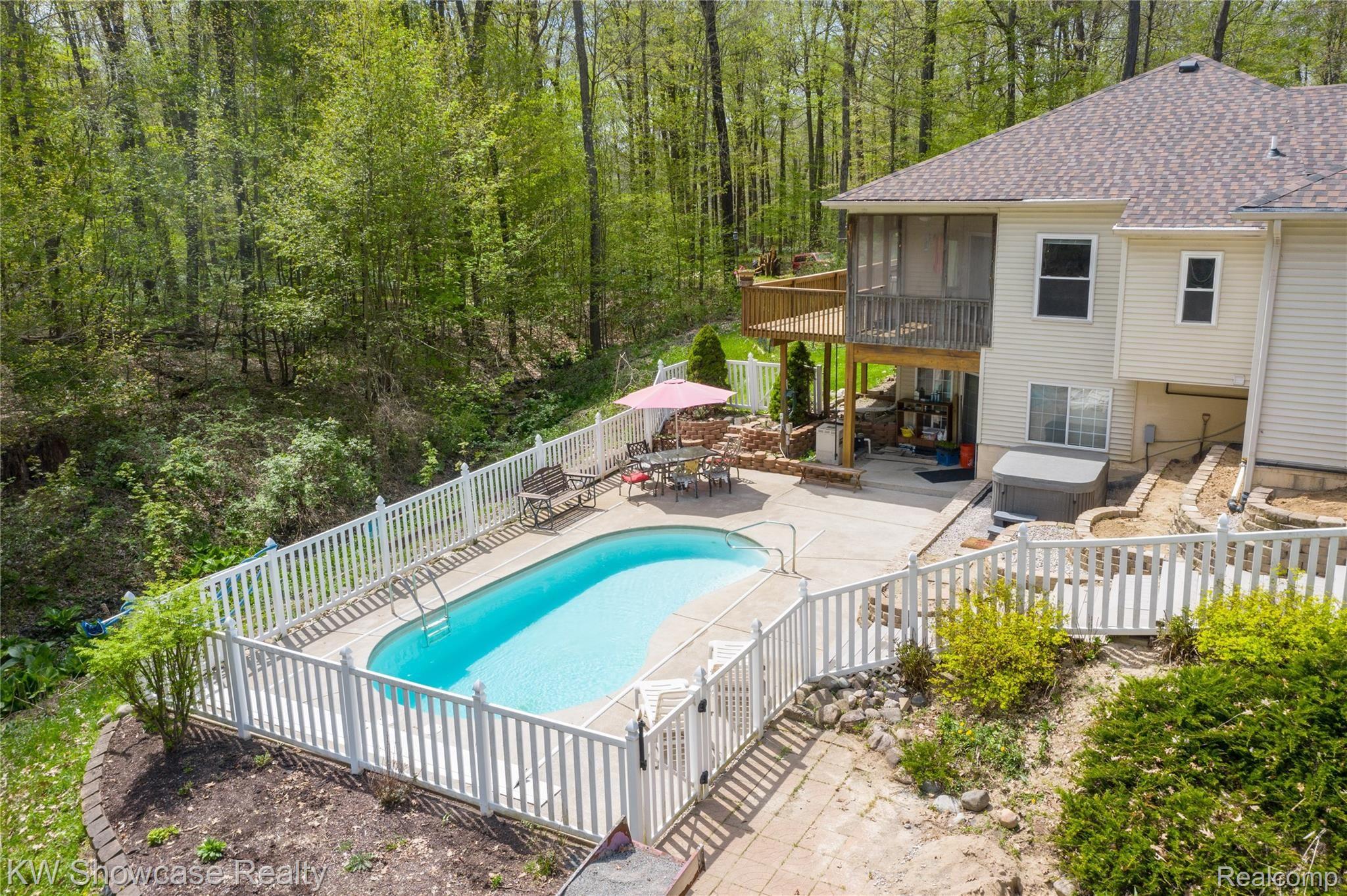 11041 Hensell Road Holly, MI 48442 - Photo 10 of 62 Exteriors (10 of 17).jpg