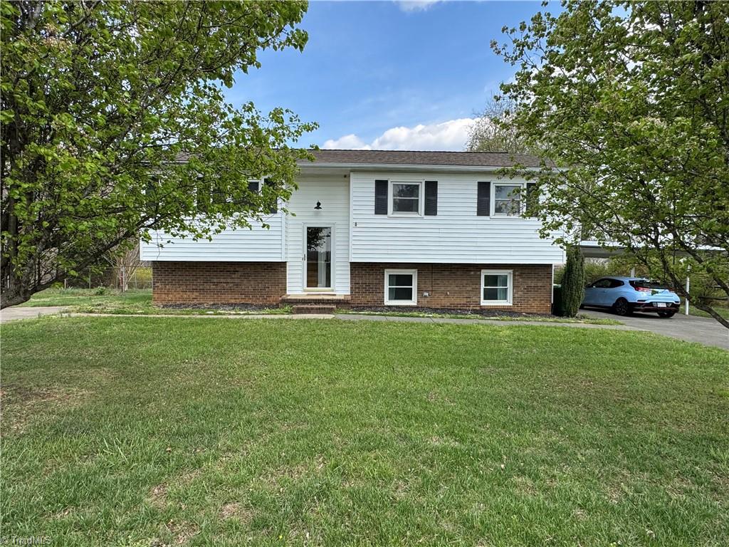 2741 River Ridge Road Pfafftown, NC 27040 - Photo 1 of 17