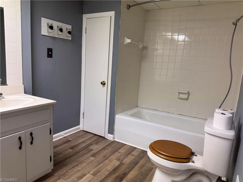 2741 River Ridge Road Pfafftown, NC 27040 - Photo 15 of 17 Lower Level Bath