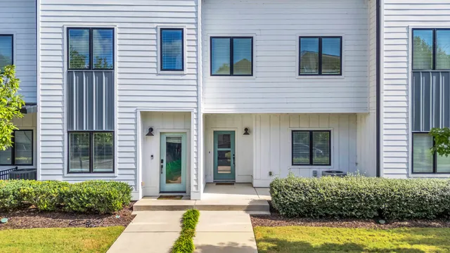 $399,000 | 3117 St Elmo Avenue, Chattanooga, TN 37408