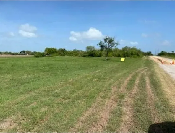 $28,500 | 2103 2nd Street, Bayside, TX 78340