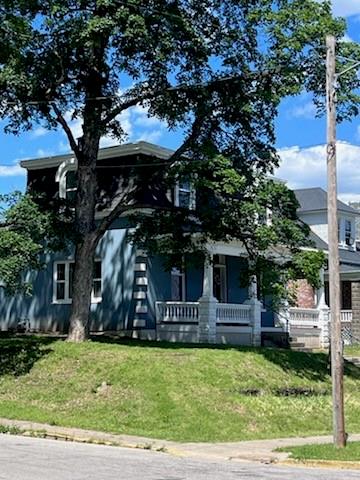 421 Unity Street Atchison, KS 66002 - Photo 2 of 38