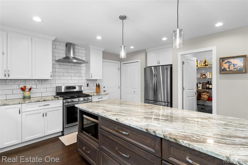 3259 Rush Lake Road Pinckney, MI 48169 - Photo 12 of 49