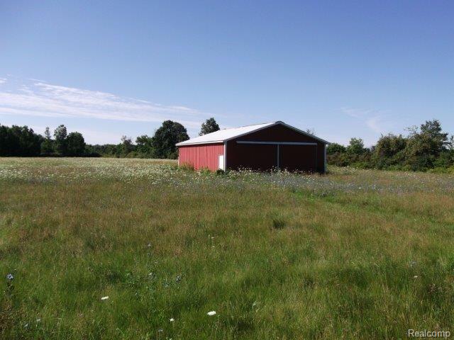 7795 Yale Road Avoca, MI 48006 - Photo 3 of 3 DSCF3404.jpg