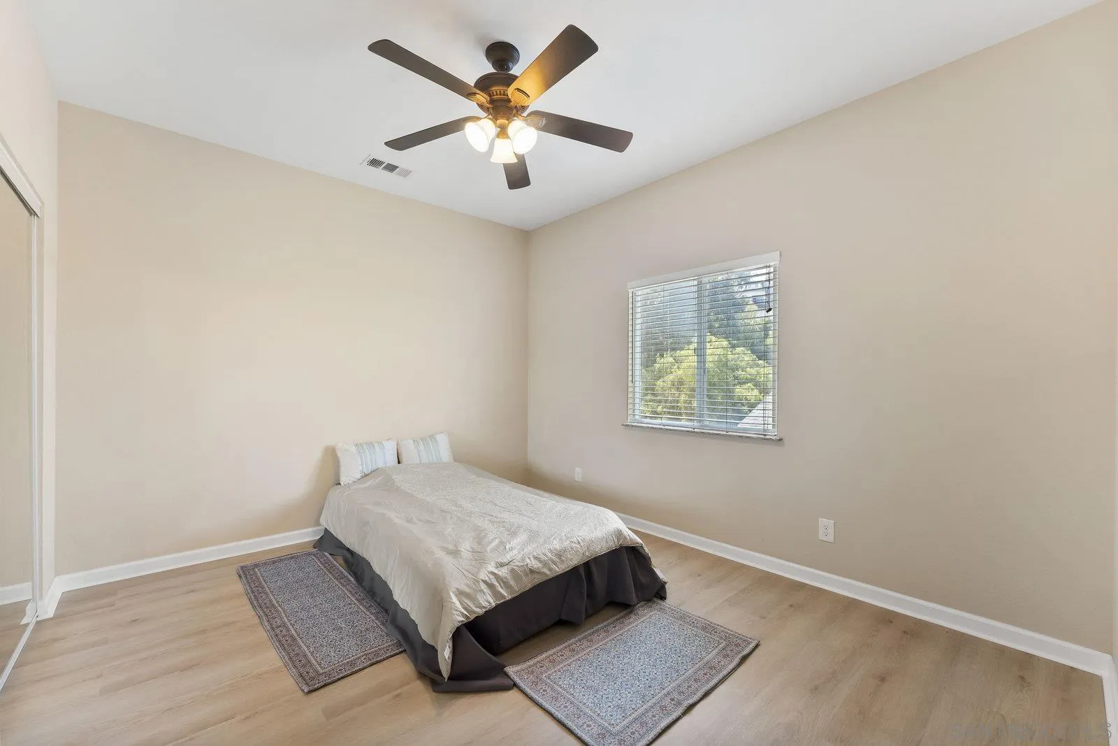 1637 Paraiso Avenue Spring Valley, CA 91977 - Photo 34 of 45 an empty room with a window