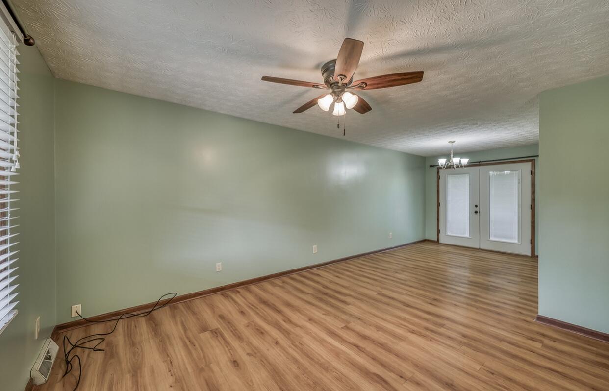 335 Max Jett Road Johnson City, TN 37601 - Photo 6 of 56 3BB94F62-66CE-4FB7-896D-07C37AA6FAE8