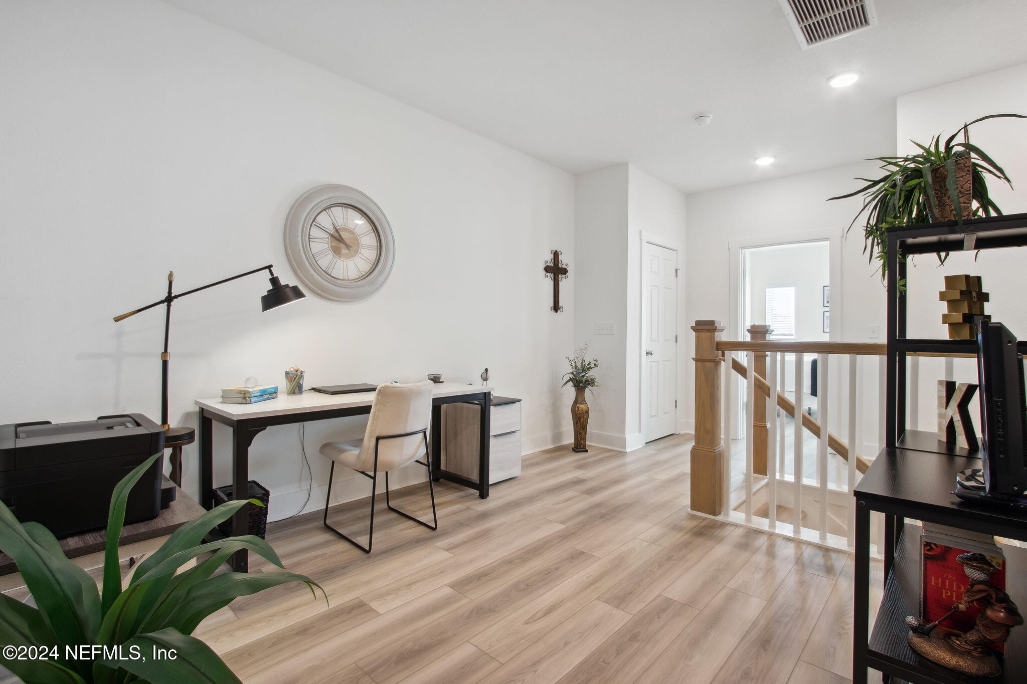 9901 Element Road Jacksonville, FL 32256 - Photo 16 of 46 Retreat/Flex Space Upstairs
