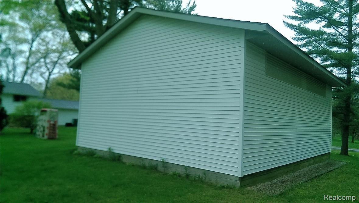2180 Armond Road Howell, MI 48855 - Photo 53 of 62 IMAG0260.jpg