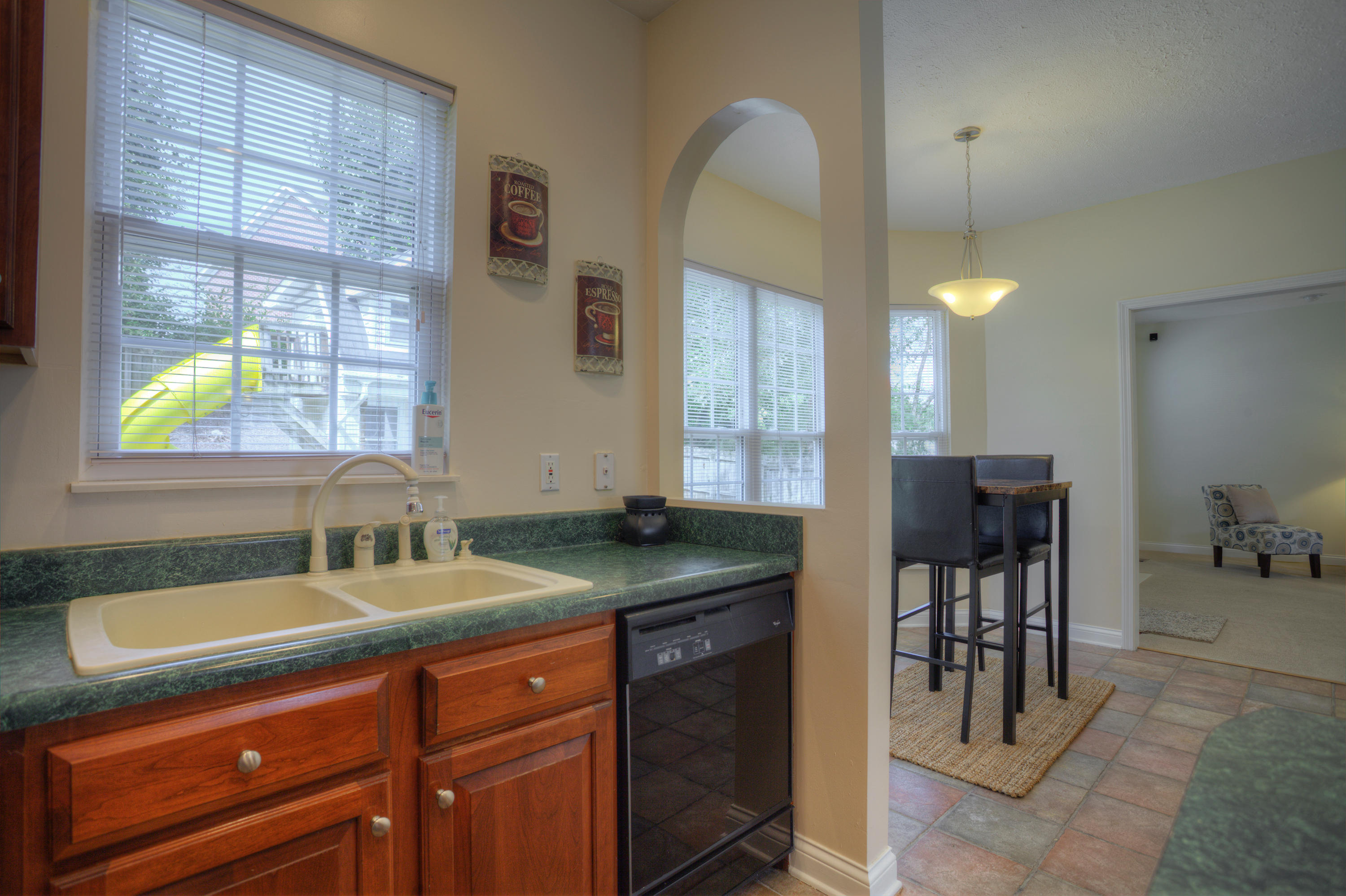 113 Capital Circle Oak Ridge, TN 37830 - Photo 11 of 40 Kitchen_005