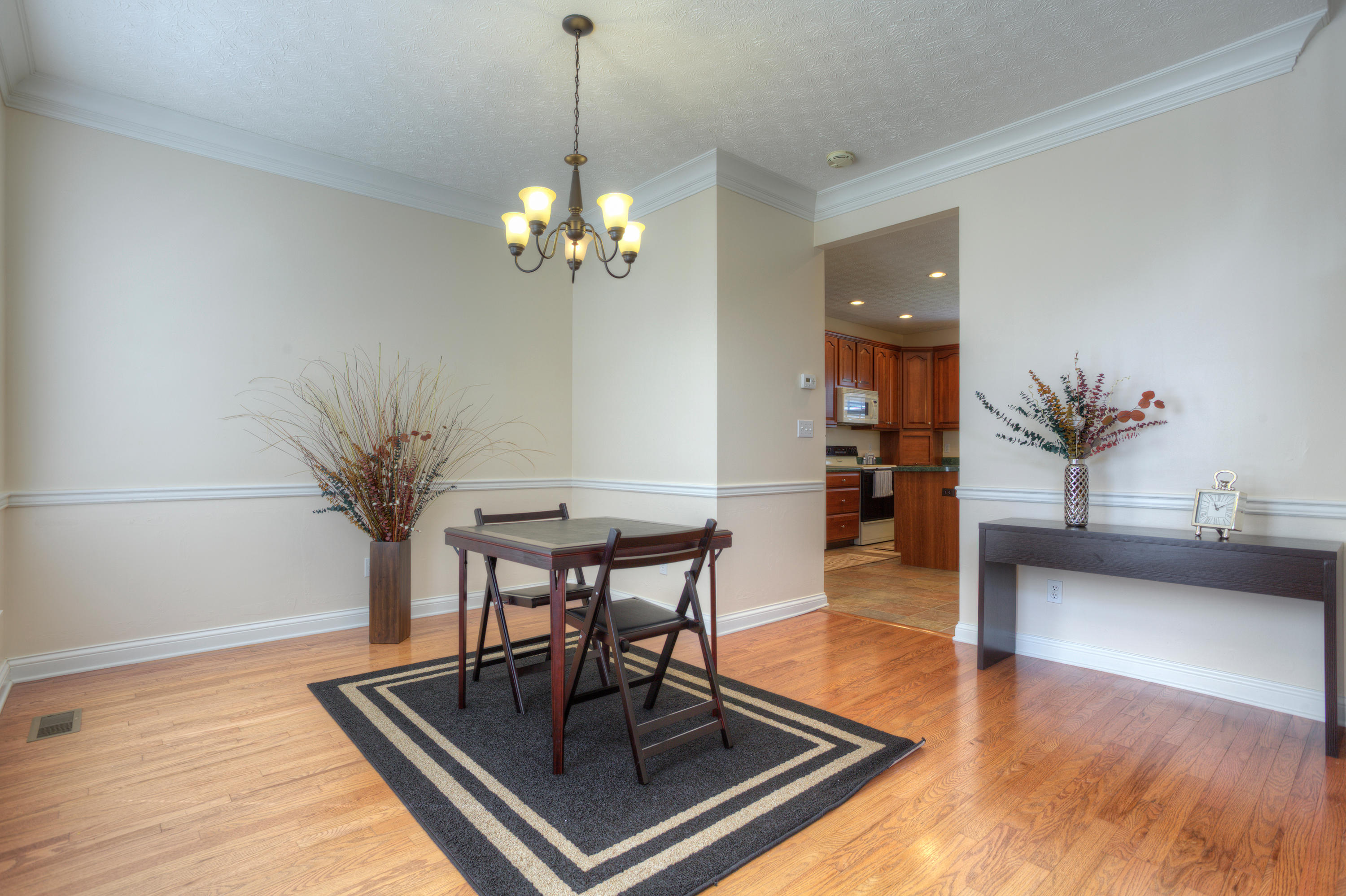 113 Capital Circle Oak Ridge, TN 37830 - Photo 15 of 40 Formal Dining Area_002