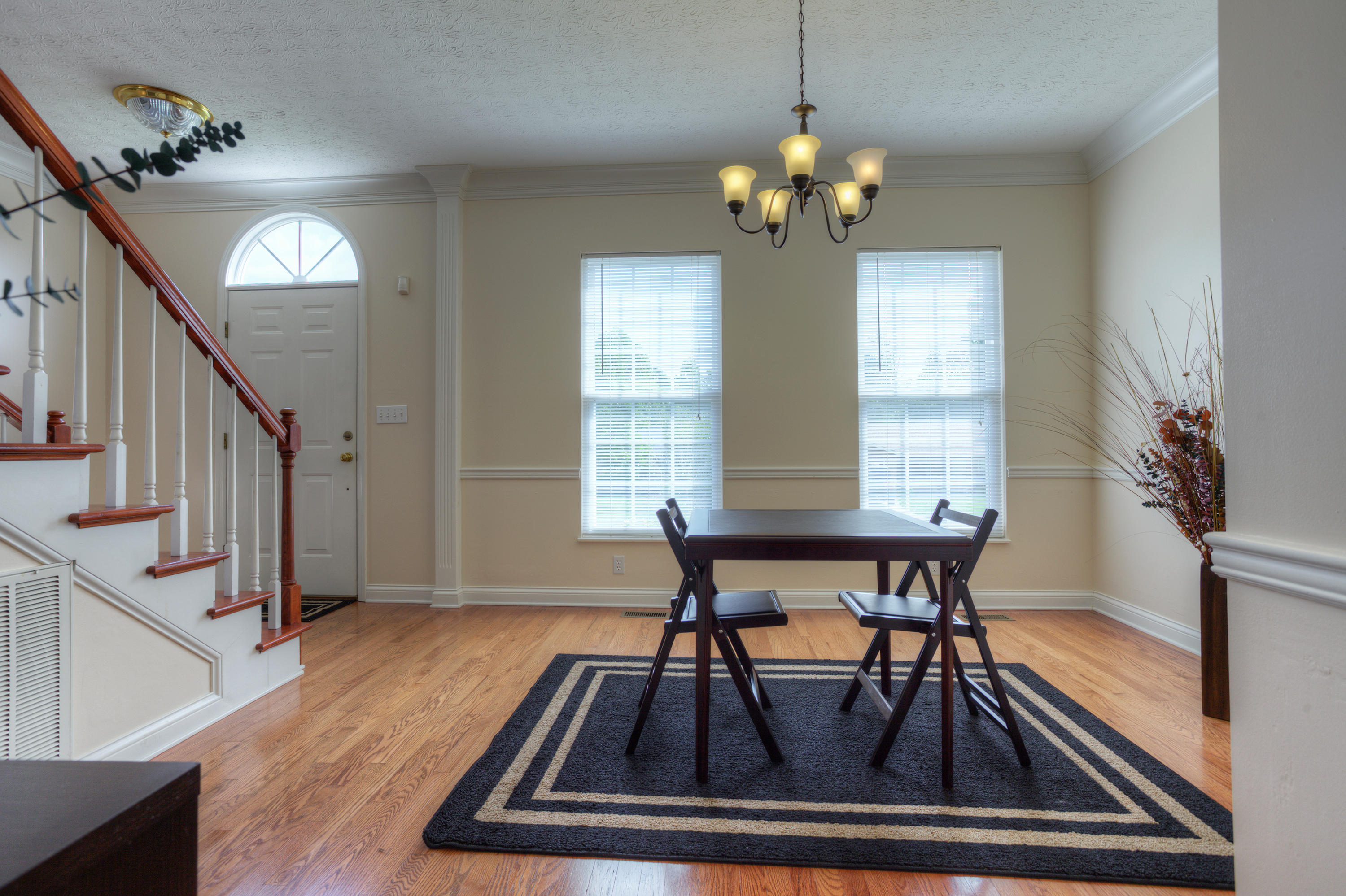 113 Capital Circle Oak Ridge, TN 37830 - Photo 16 of 40 Formal Dining Area_001
