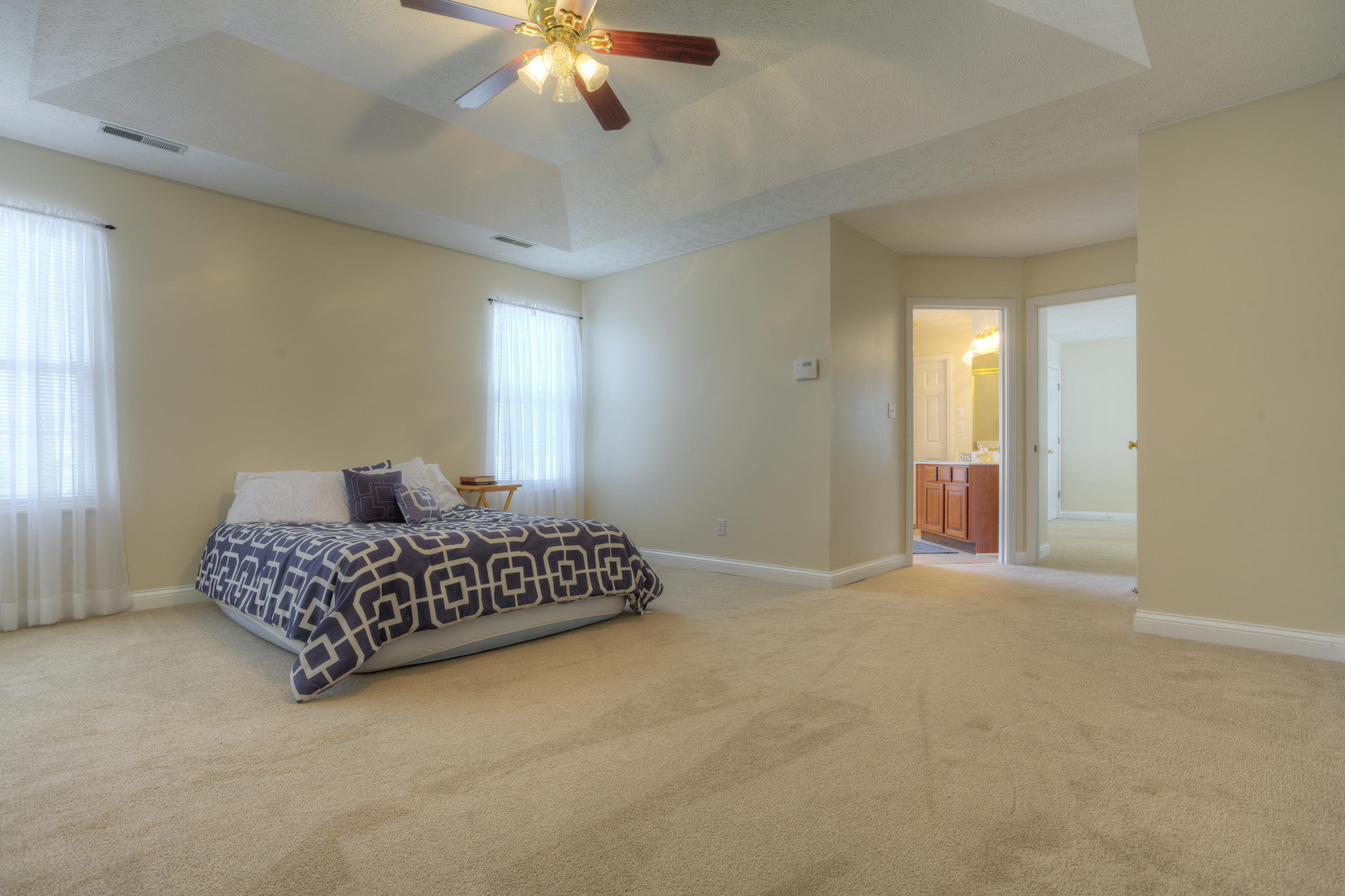 113 Capital Circle Oak Ridge, TN 37830 - Photo 18 of 40 Master Bedroom_002