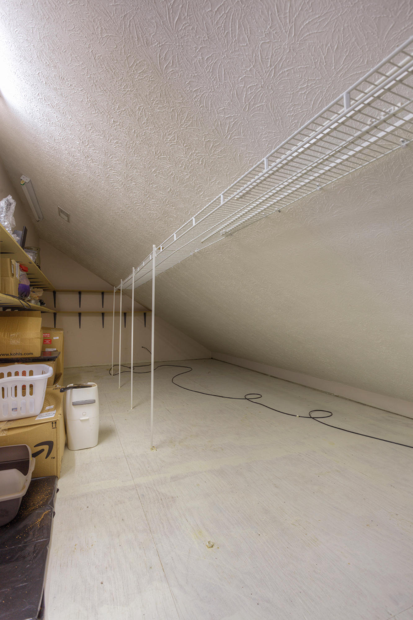113 Capital Circle Oak Ridge, TN 37830 - Photo 23 of 40 Hidden Storage_001