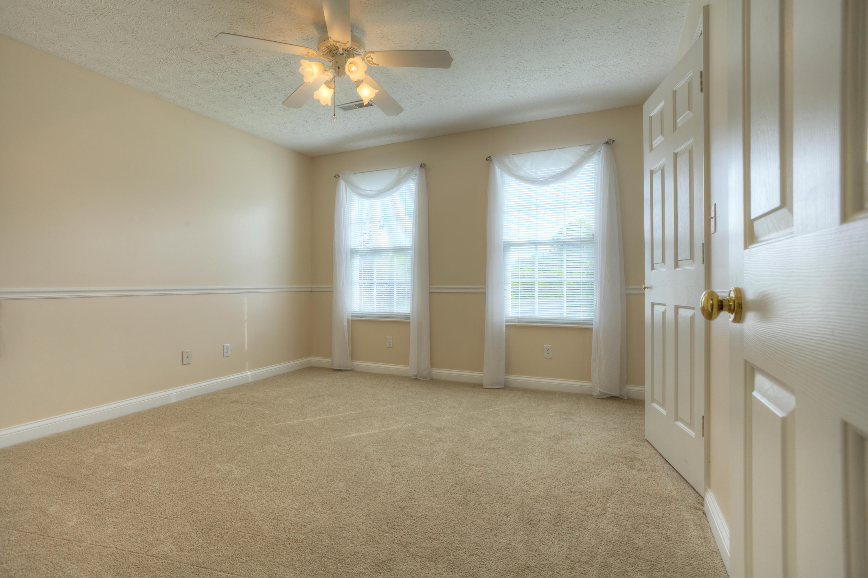 113 Capital Circle Oak Ridge, TN 37830 - Photo 27 of 40 Bedroom Three_003