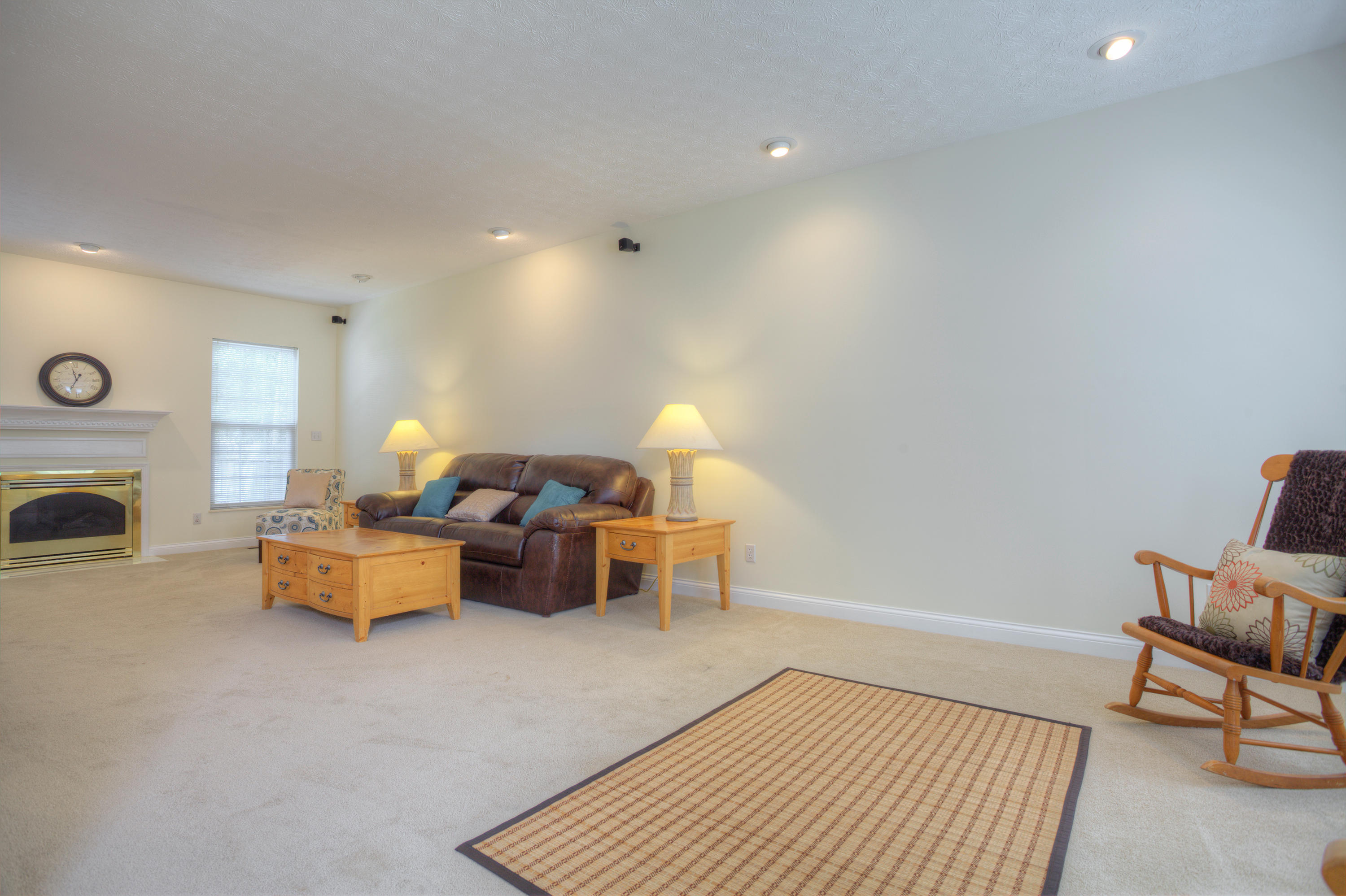 Living Room_001