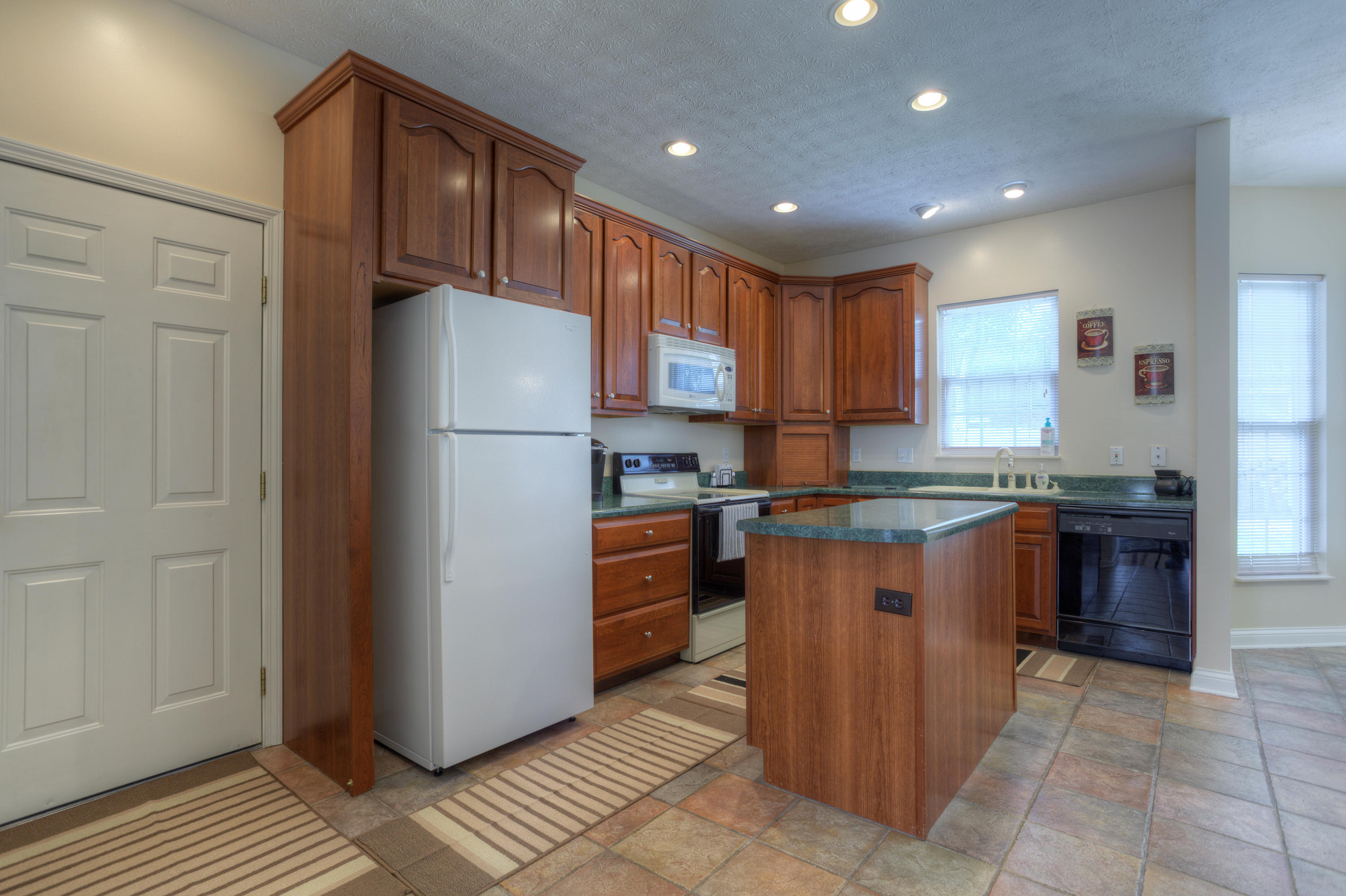 Kitchen_004