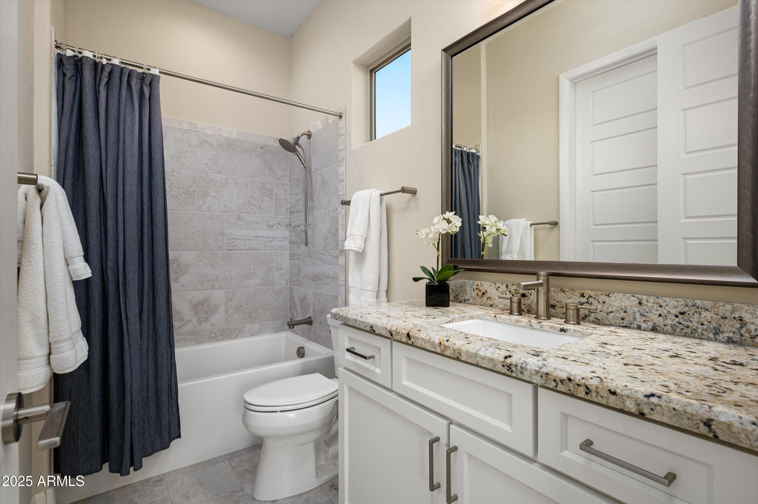 18024 East Wolf Tree Lane Rio Verde, AZ 85263 - Photo 31 of 65 Guest Ensuite Bathroom