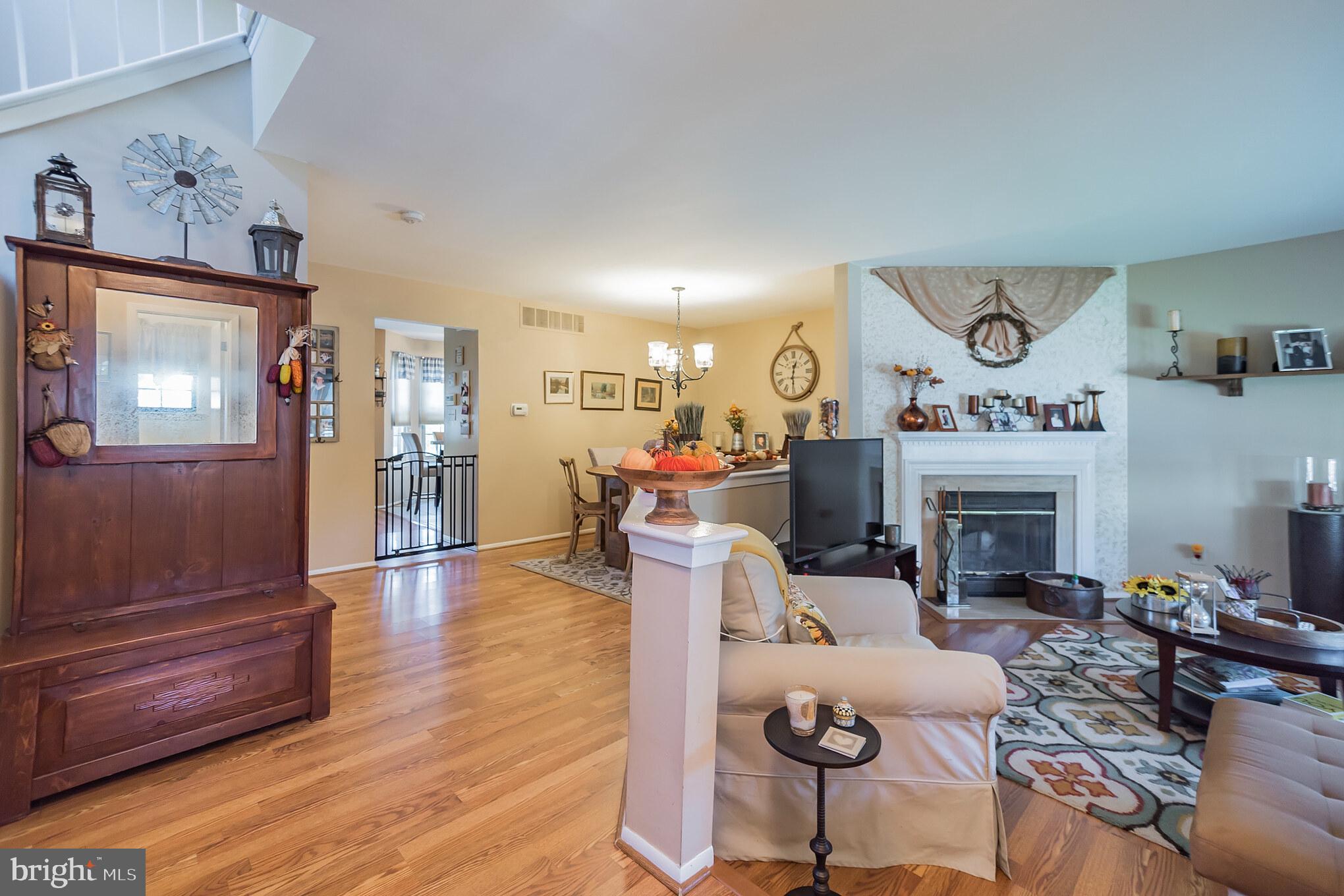 13 Riesling Court Marlton, NJ 08053 - Photo 6 of 28 Foyer
