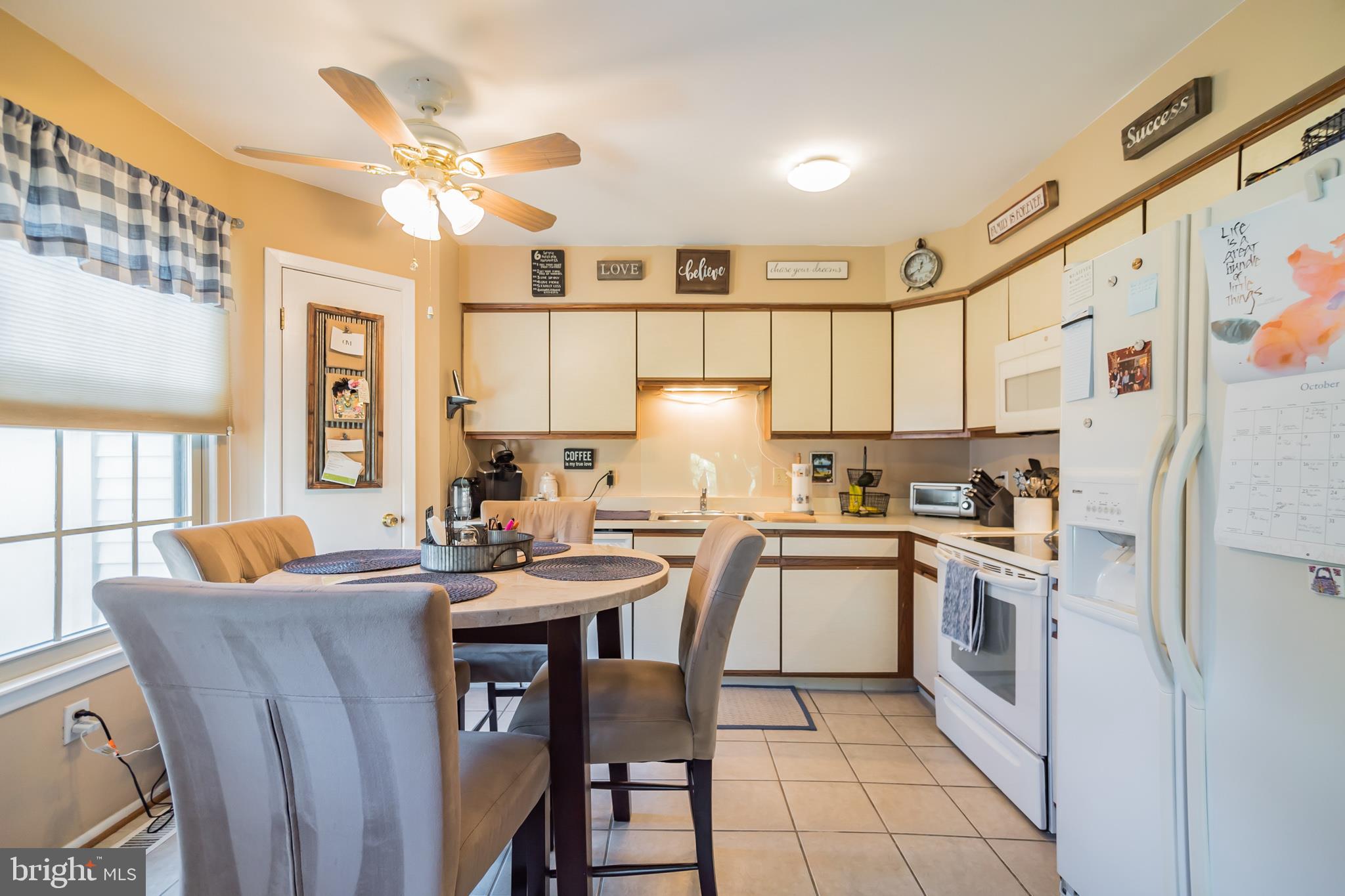 13 Riesling Court Marlton, NJ 08053 - Photo 9 of 28 Kitchen