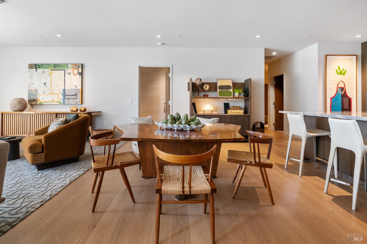 171 Sawmill Circle, Unit 304 Healdsburg, CA 95448 - Photo 7 of 28 a view of a dining room with furniture