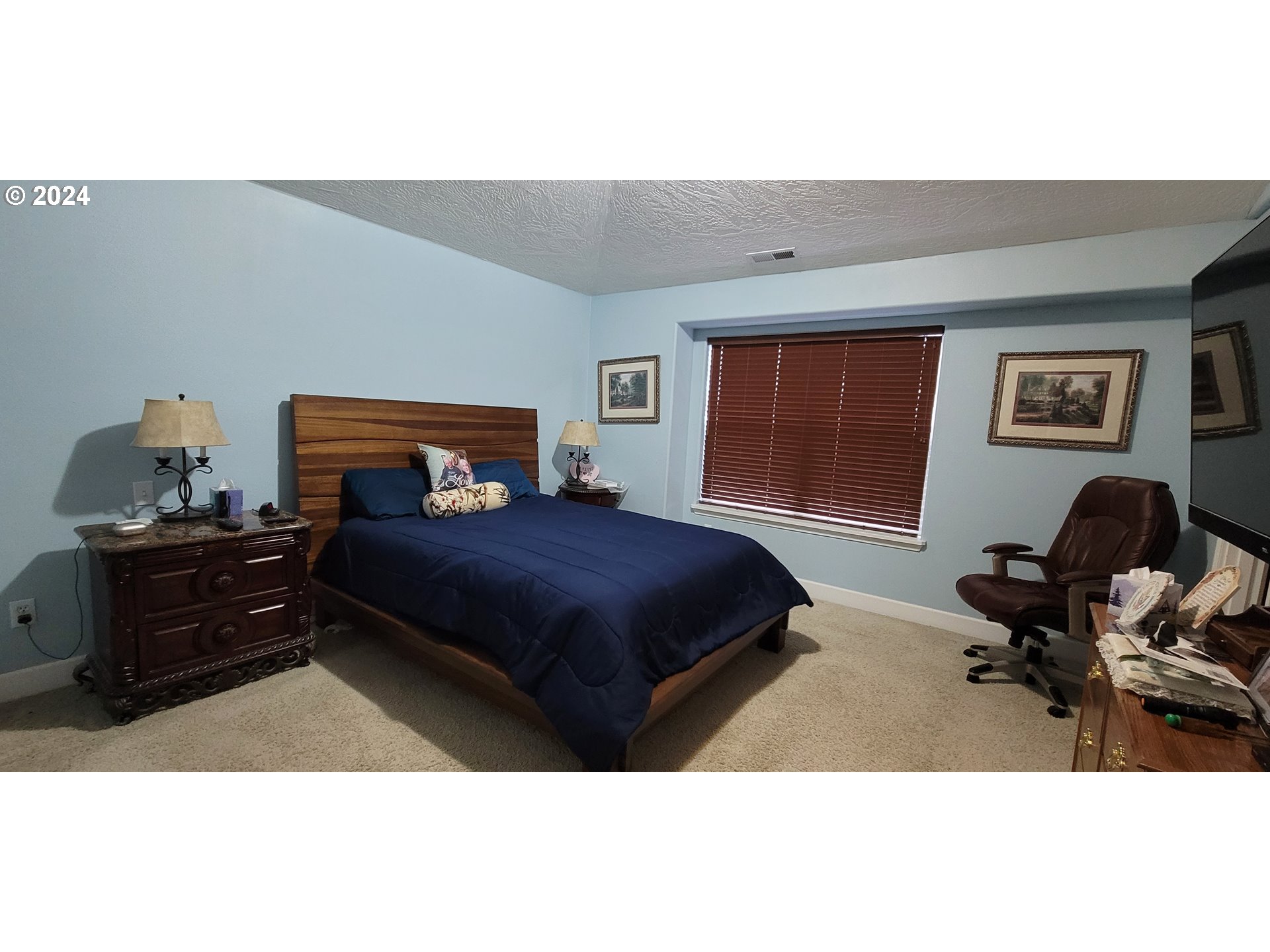 956 66th Place Springfield, OR 97478 - Photo 12 of 31 Bedroom, Primary