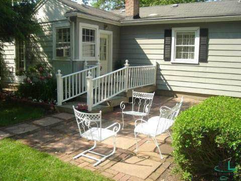 611 Vernier Road Grosse Pointe, MI 48236 - Photo 4 of 8 933173-3.JPG
