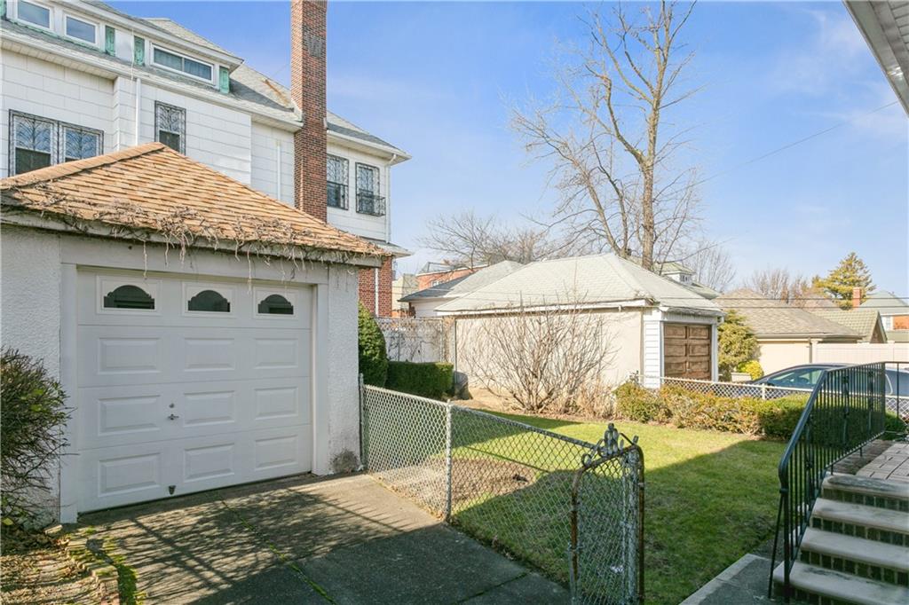 8020 Colonial Road Brooklyn, NY 11209 - Photo 28 of 33 Gallery Image 28