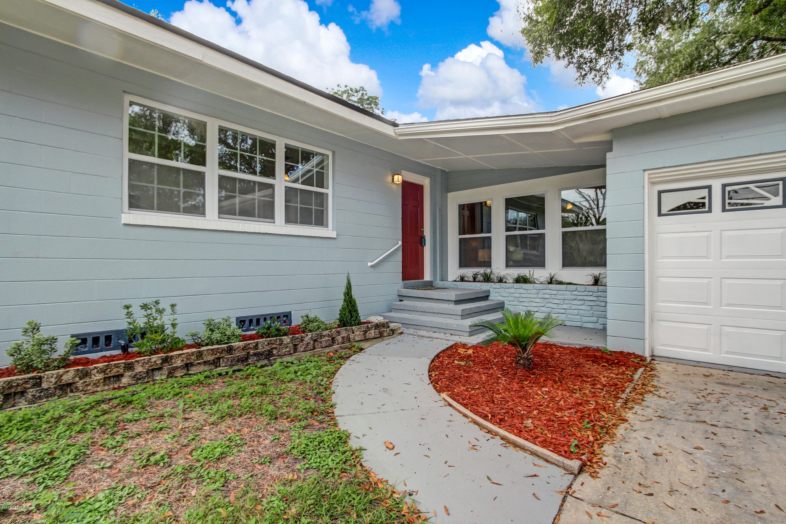 6915 Holiday Road North Jacksonville, FL 32216 - Photo 3 of 35 IMG_0205_06_07_08_09_10