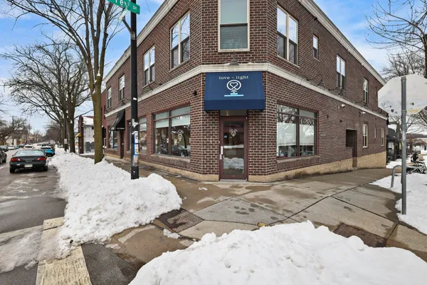 $399,900 | 1150 Williamson Street, Unit 204, Madison, WI 53703