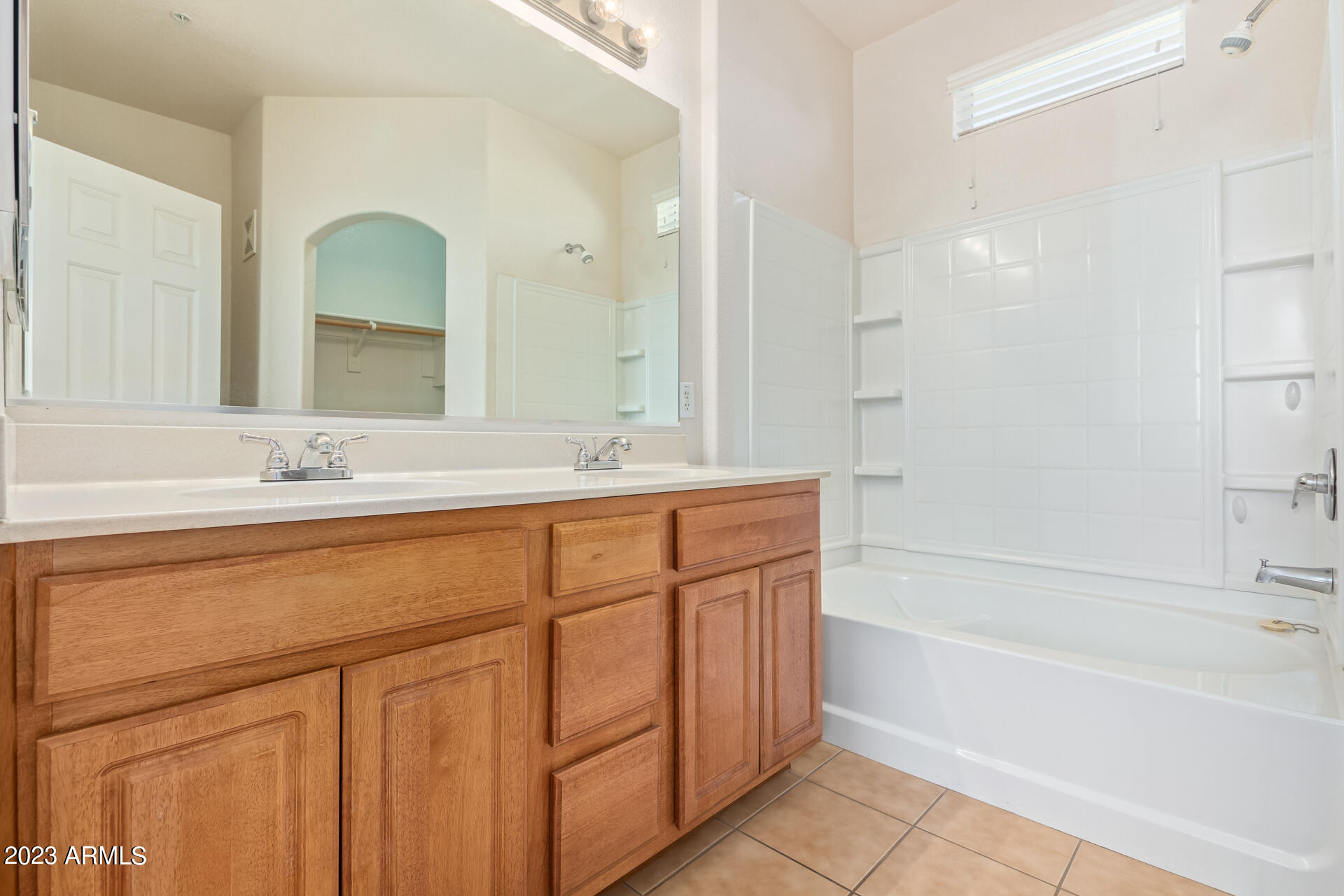 18250 North Cave Creek Road, Unit 112 Phoenix, AZ 85032 - Photo 17 of 37 0018-18 - Cave Creek
