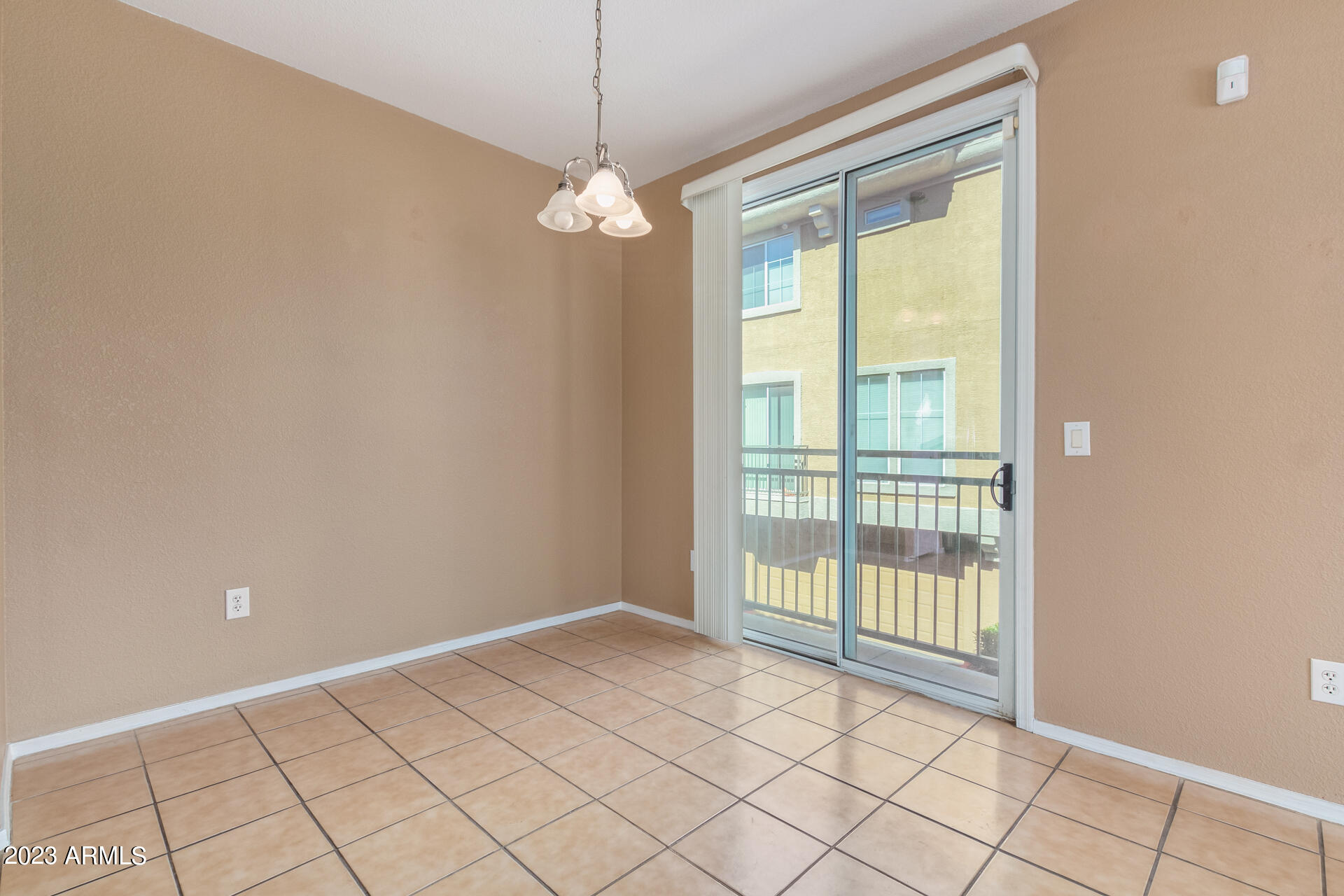 18250 North Cave Creek Road, Unit 112 Phoenix, AZ 85032 - Photo 8 of 37 0009-09 - Cave Creek