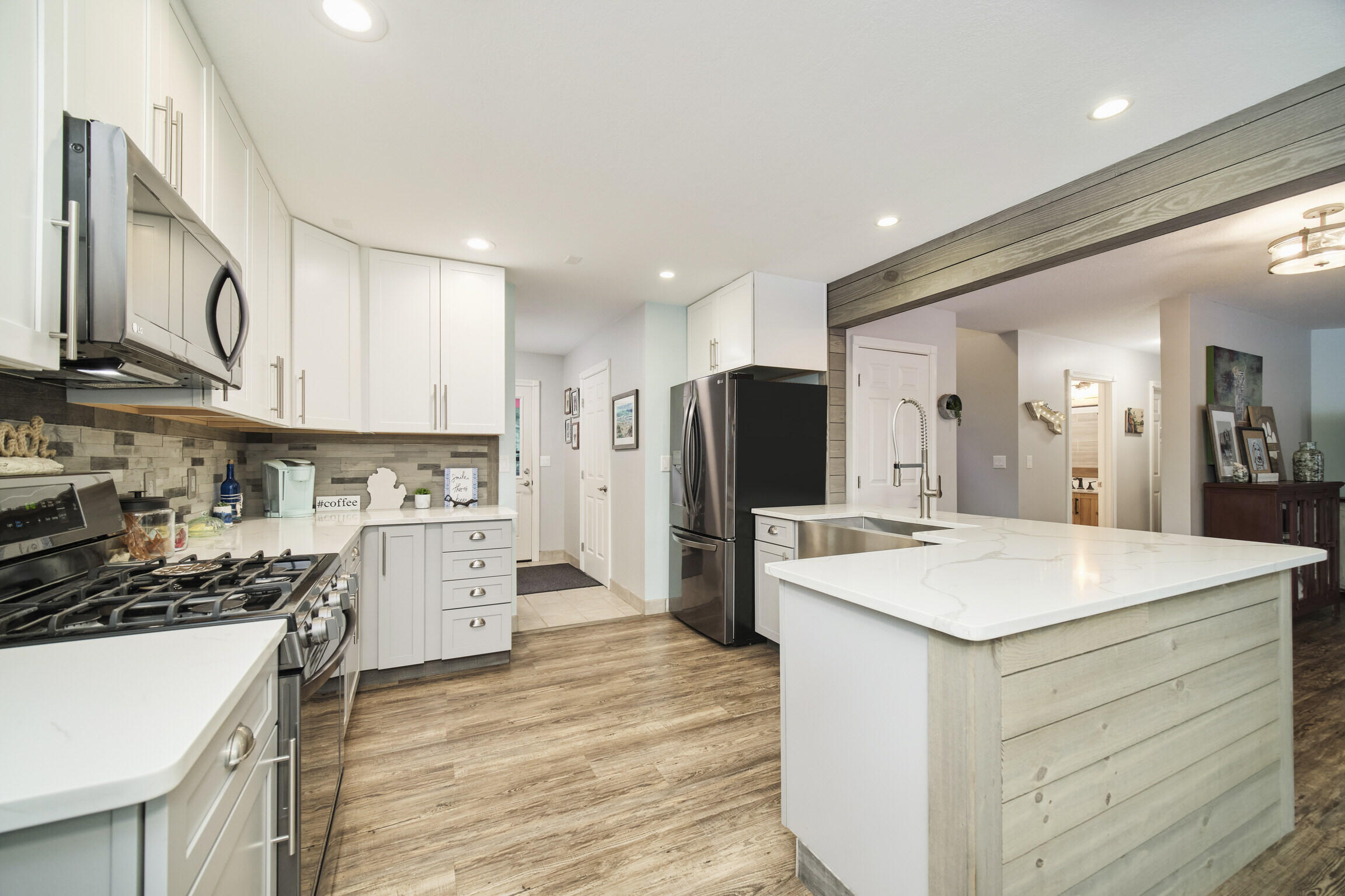 4455 West Fox Farm Road Manistee, MI 49660 - Photo 3 of 58 4455_W_Fox_Farm_Rd-18