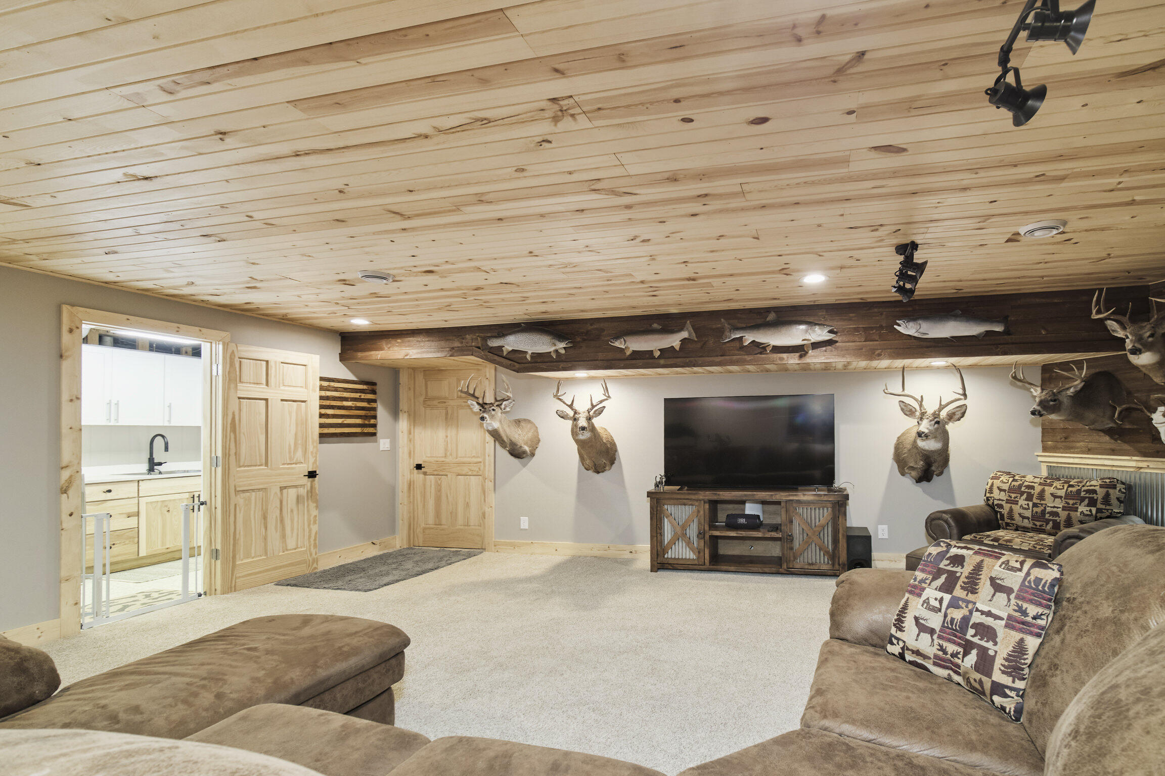 4455 West Fox Farm Road Manistee, MI 49660 - Photo 34 of 58 4455_W_Fox_Farm_Rd-27